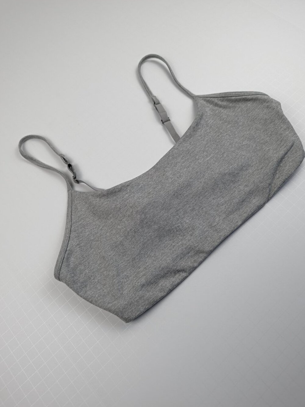 Vuori Halo Essential Sports Bra L Heather Gray DreamKnit VW1110